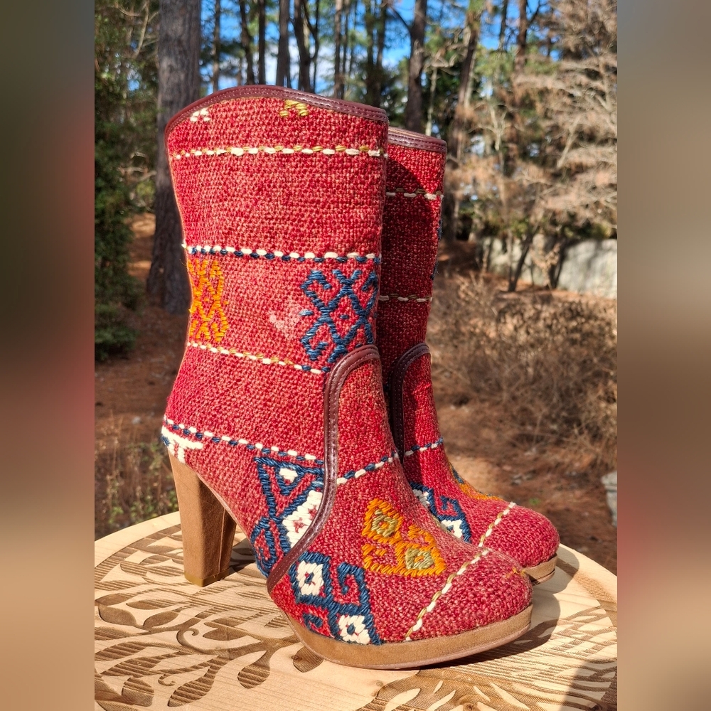 Women's Kilim & Leather Handmade One Of A Kind Heeled Boots Size 7.5 - Picture 11 of 11